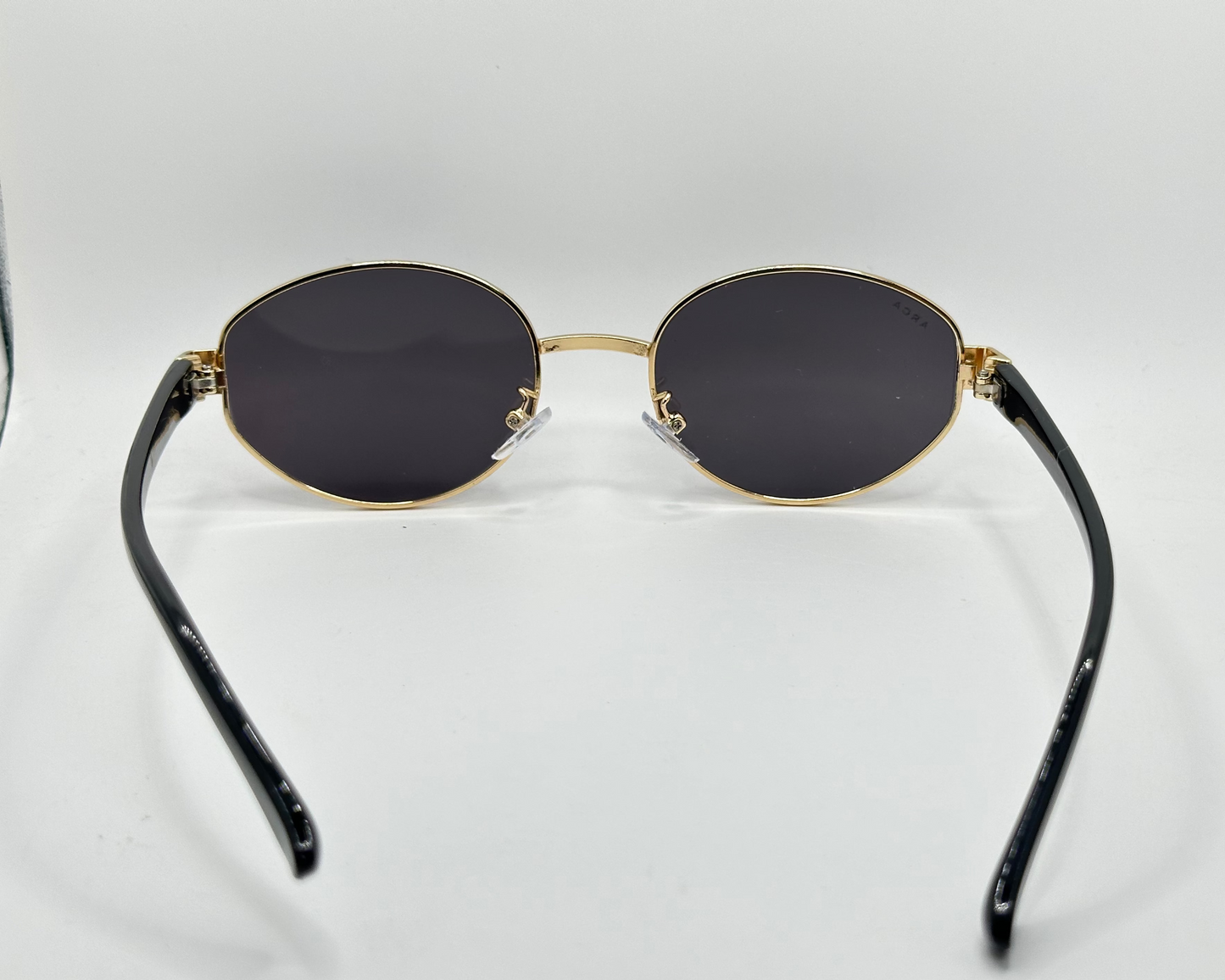 Velvet Black Gold