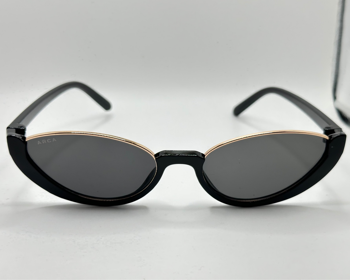 Chic Black