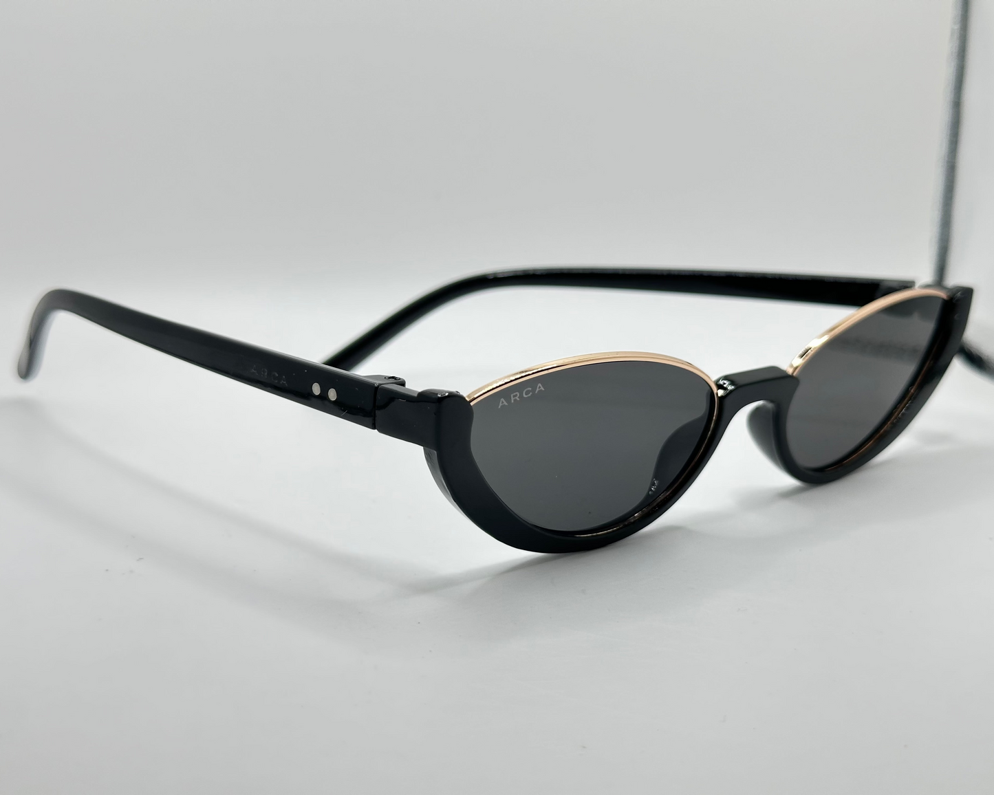 Chic Black